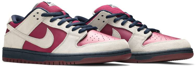 Dunk Low SB 'True Berry' BQ6817-001