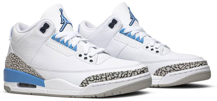 Air Jordan 3 Retro 'UNC' CT8532-104