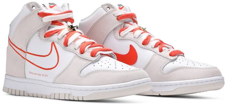 Wmns Dunk High SE 'First Use Pack-White Orange' DH6758-100
