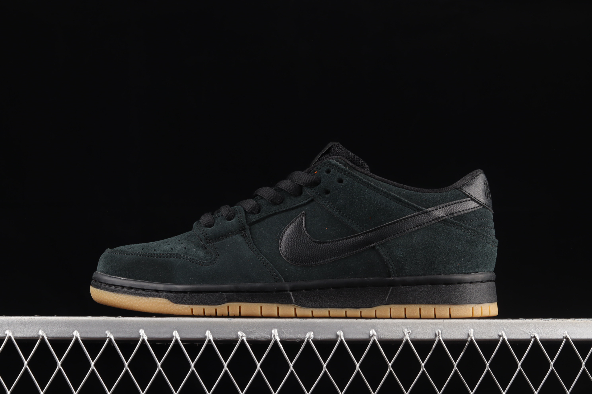 Dunk Low Pro SB 'Ishod Wair' 819674-002