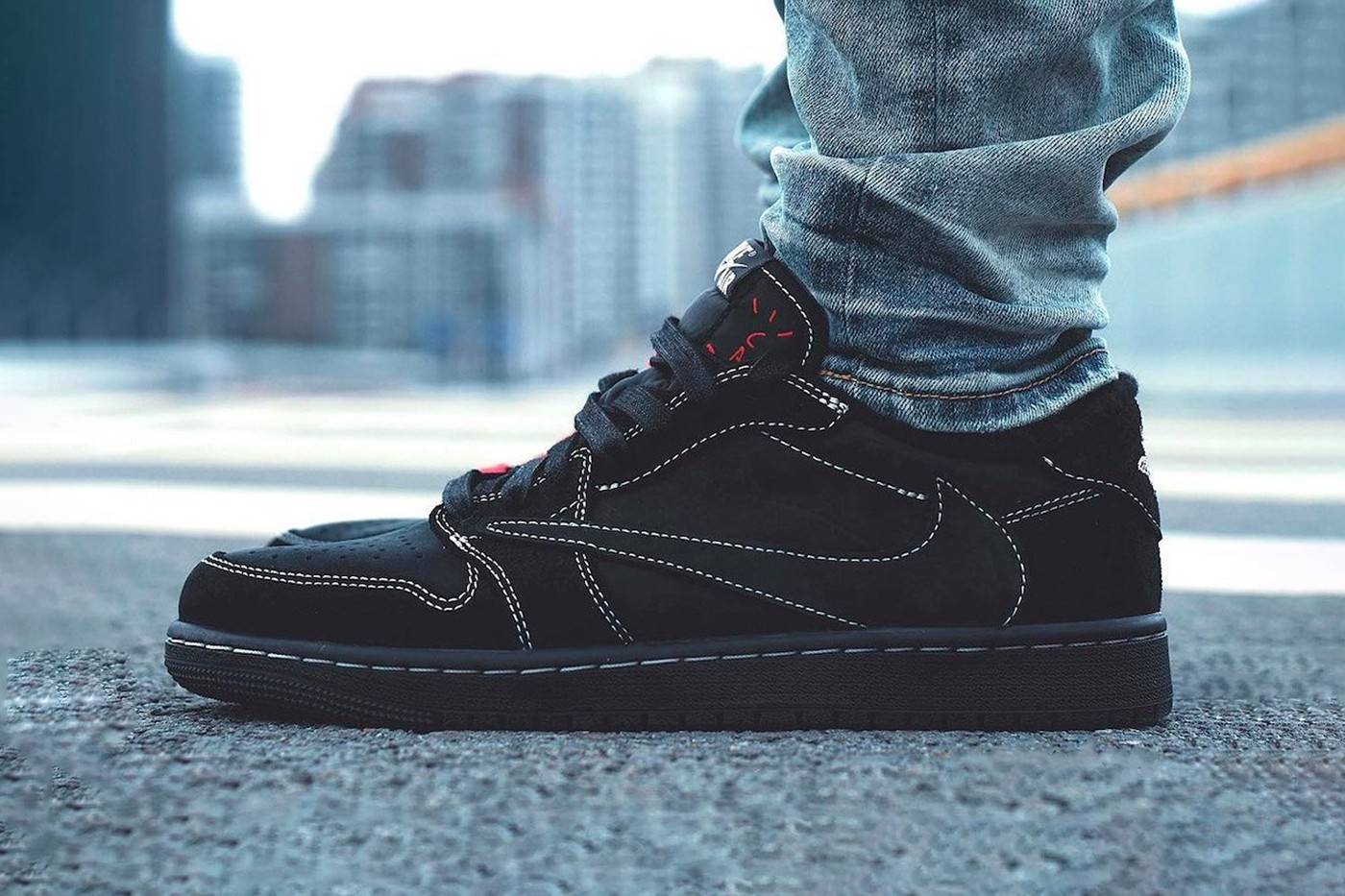 Travis Scott x Air Jordan 1 Low OG SP 'Black Phantom' DM7866-001