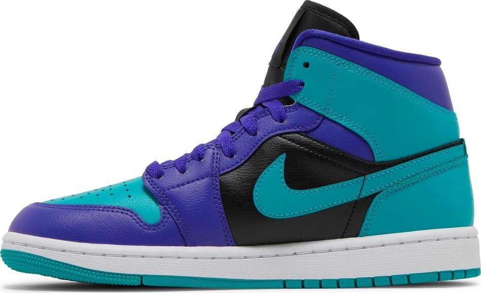 Wmns Air Jordan 1 Mid 'Black Grape' BQ6472-502