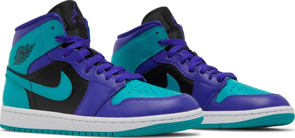 Wmns Air Jordan 1 Mid 'Black Grape' BQ6472-502