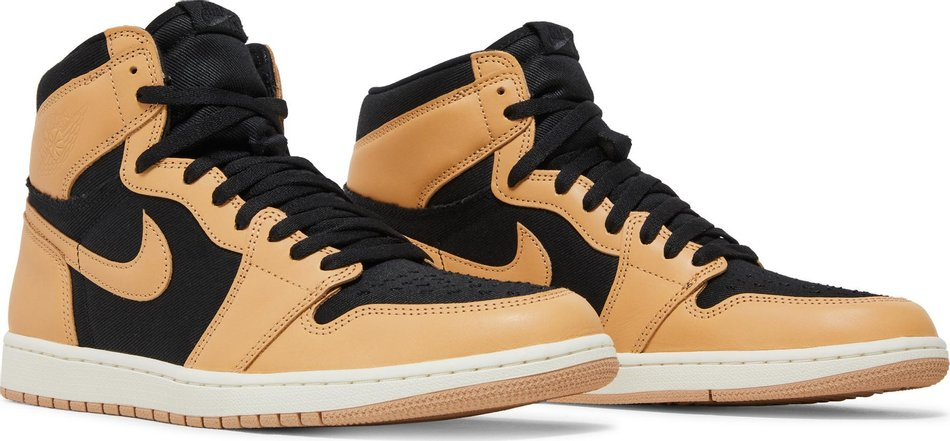 Air Jordan 1 Retro High OG 'Heirloom' 555088-202